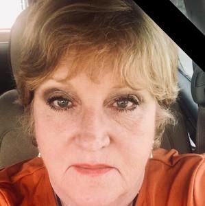 Meet your Posher, Deona